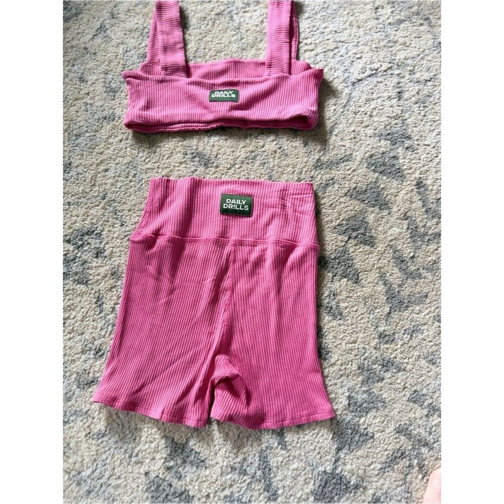 Daily Drills Ribbed High-Waist Bike Shorts and Bra - Picture 2 of 5